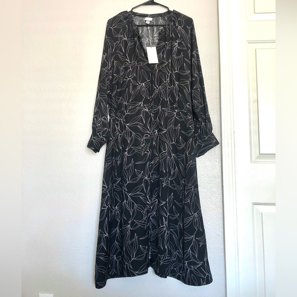 a new day Black Long Sleeve Leaf-Print Maxi Dress